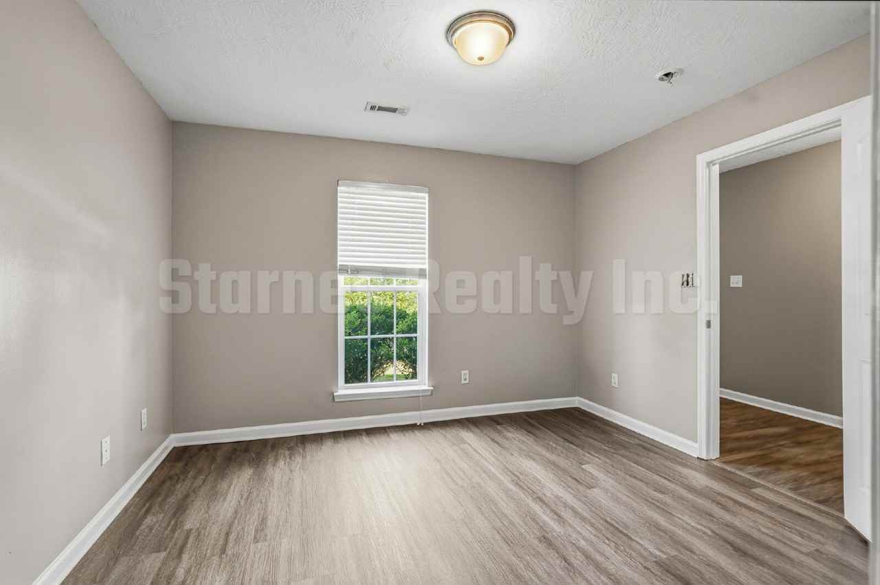 469 Strutter Trl - Photo 5 of 20