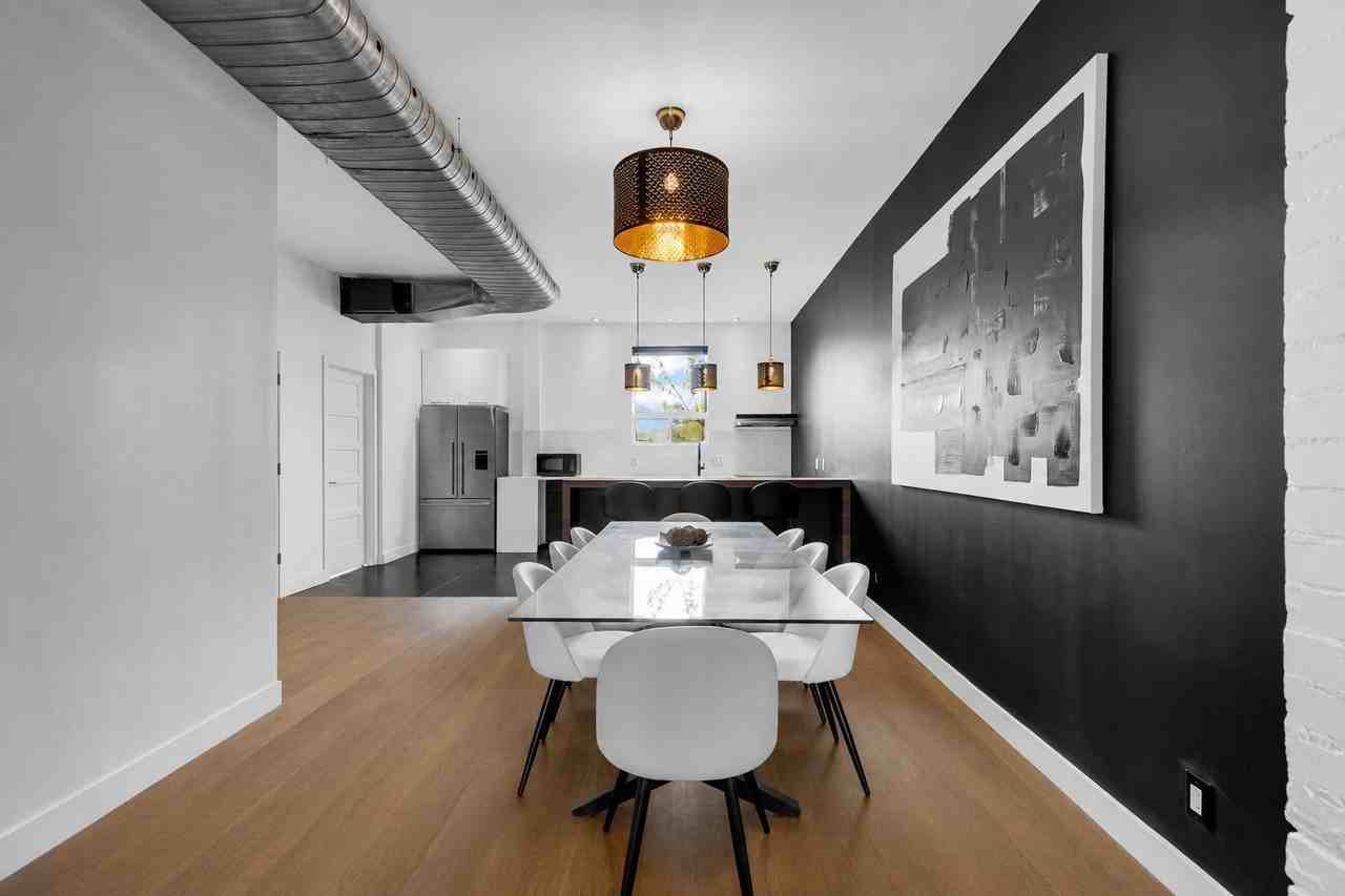 5016 Av Papineau - Photo 2 of 16