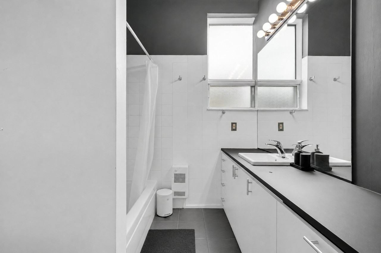5016 Av Papineau - Photo 5 of 16