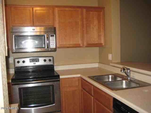 18837 N 34th Dr #4 - Photo 4 of 21