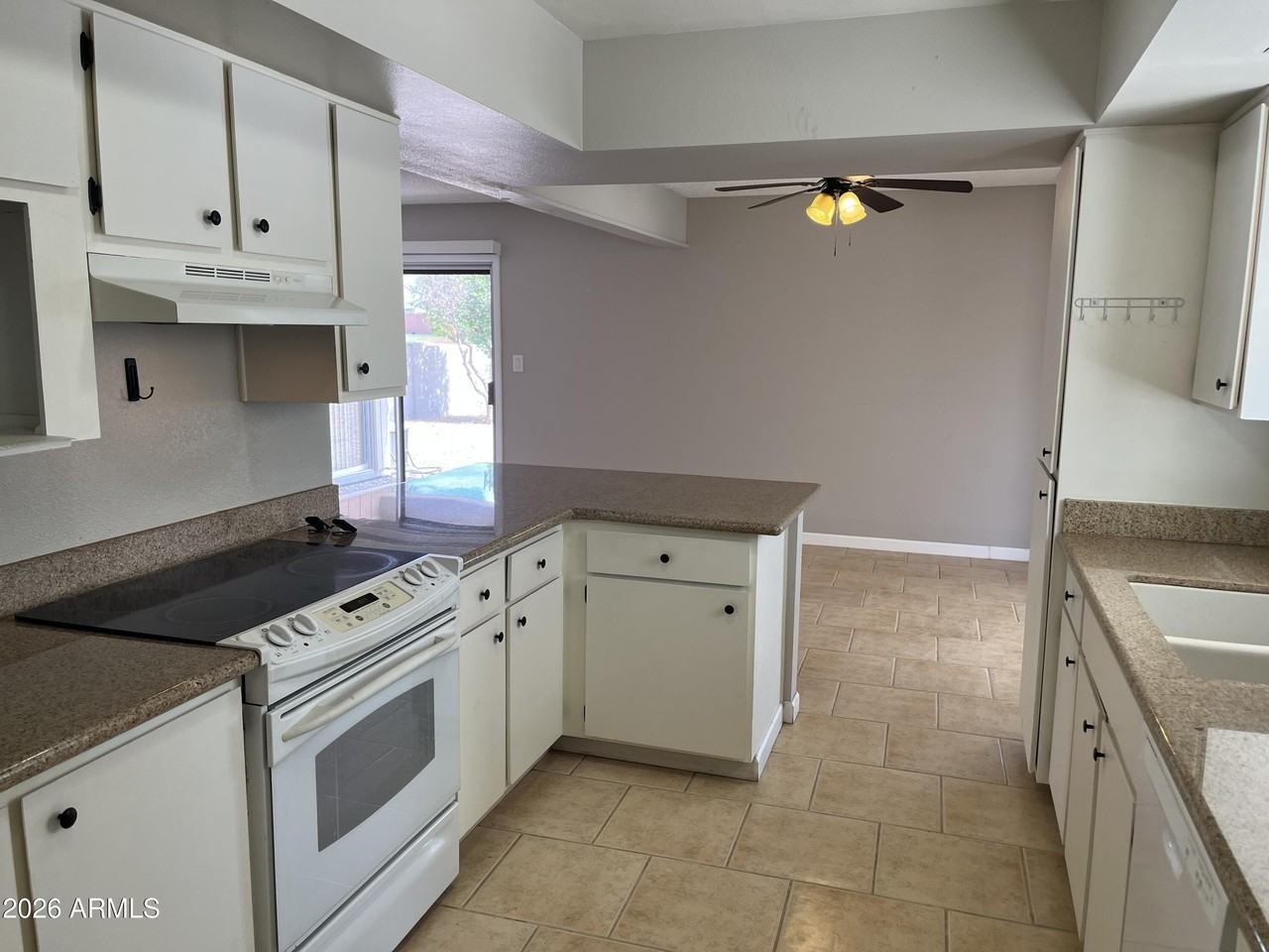 9334 E Sun Lakes Blvd N - Photo 7 of 23