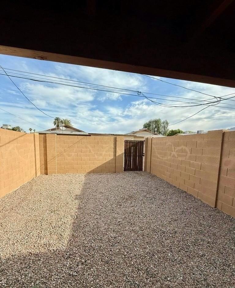 1510 E 26th Ln #2 - Photo 2 of 12