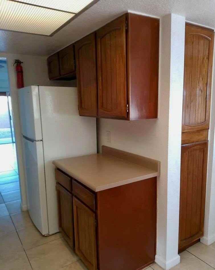 1510 E 26th Ln #2 - Photo 4 of 12