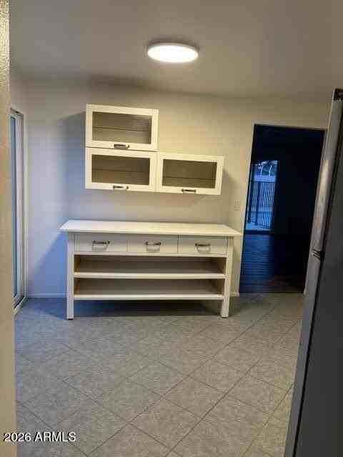 5601 W Carol Ave - Photo 3 of 17