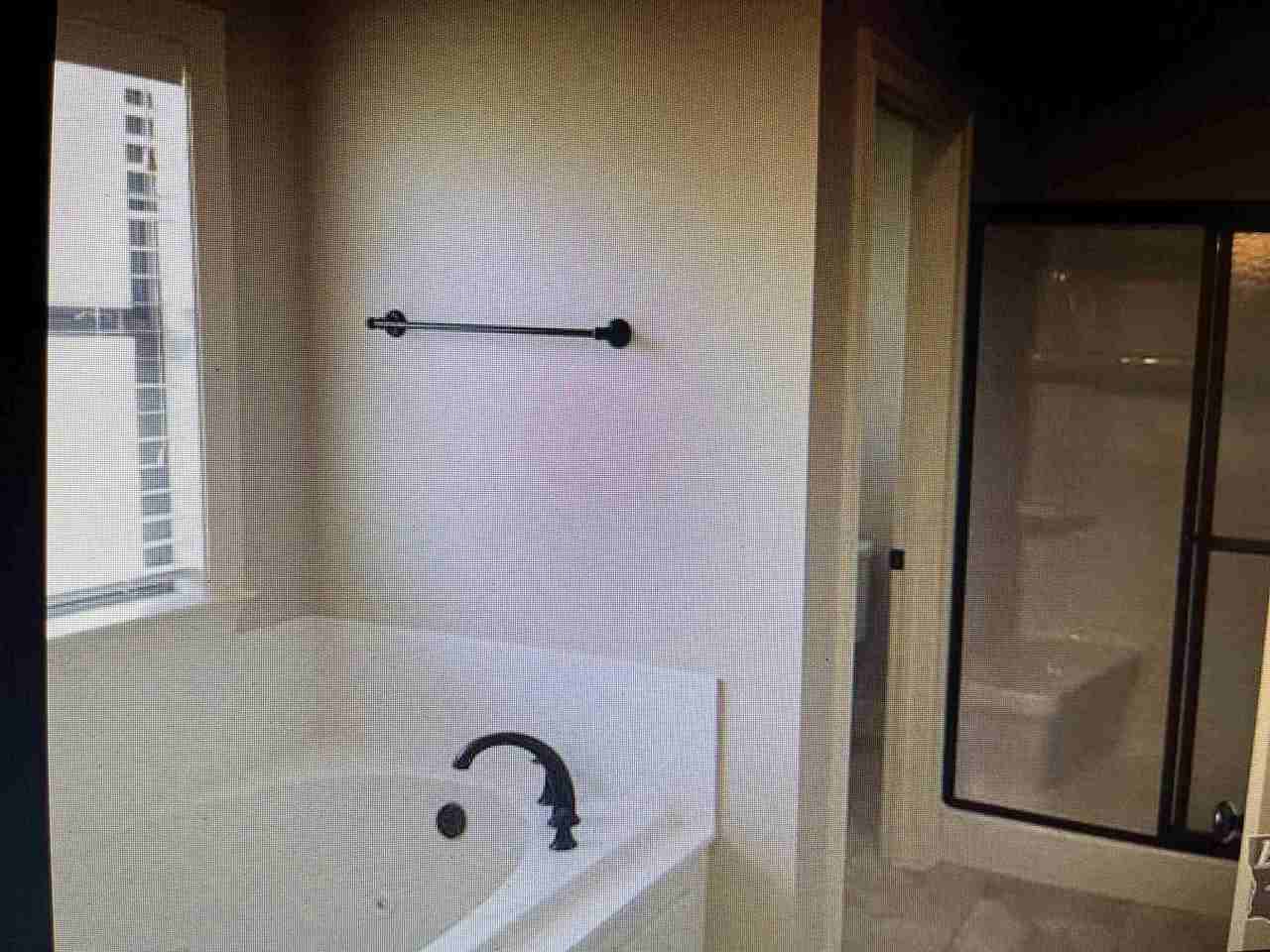 160 Camille St - Photo 7 of 10