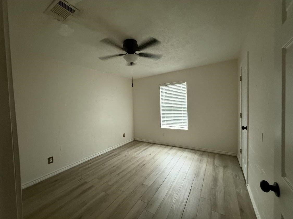 1002 Block St - Photo 6 of 9