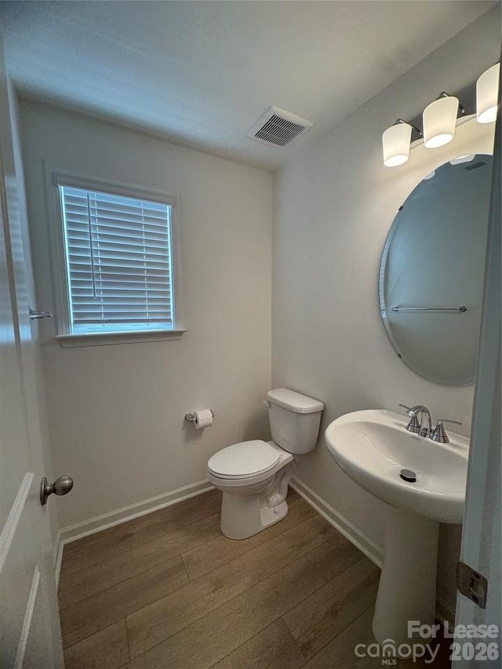 1020 Cunningham Farm Dr - Photo 7 of 32
