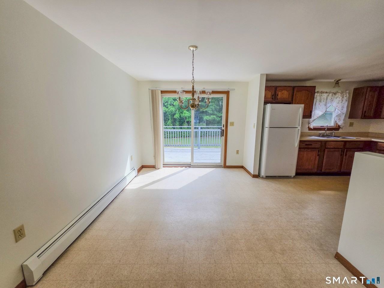 105 Northfield Rd - Photo 5 of 24