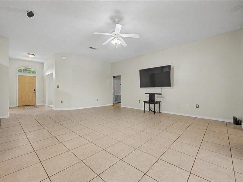 3151 Border Creek Rd - Photo 4 of 15