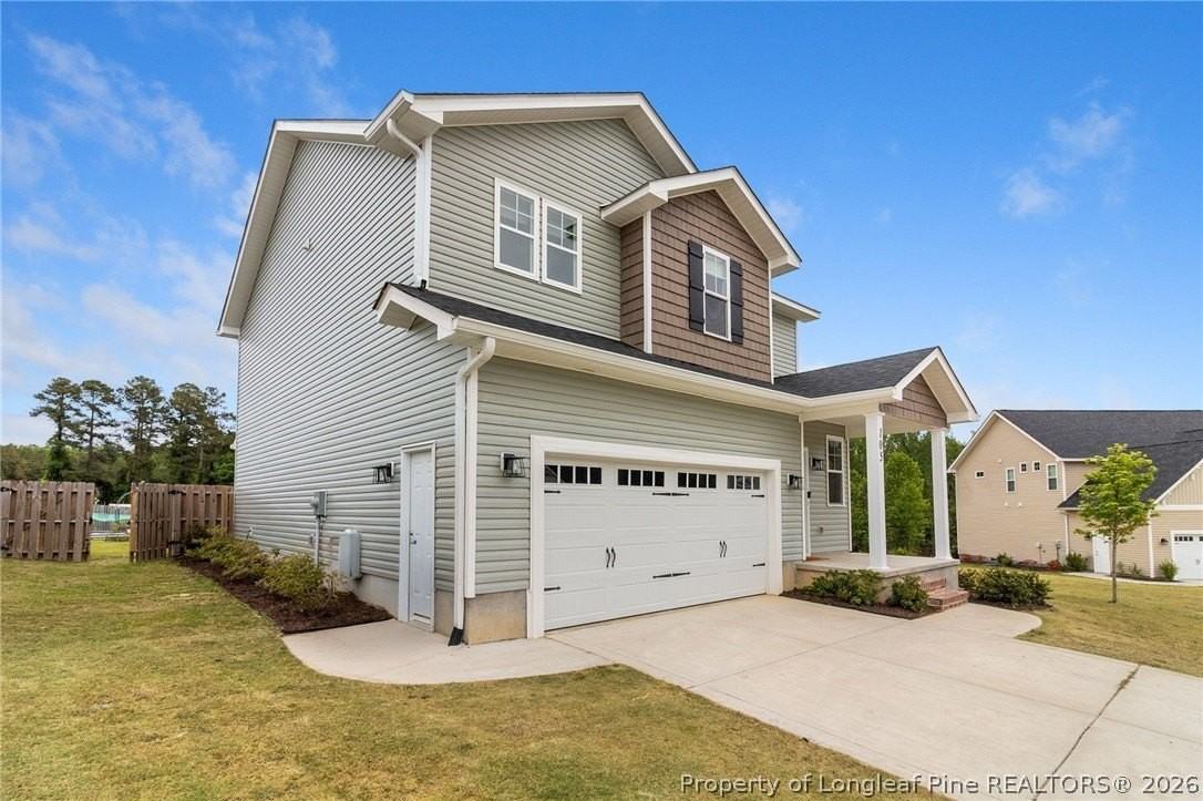 105 Woodford Ln - Photo 4 of 35
