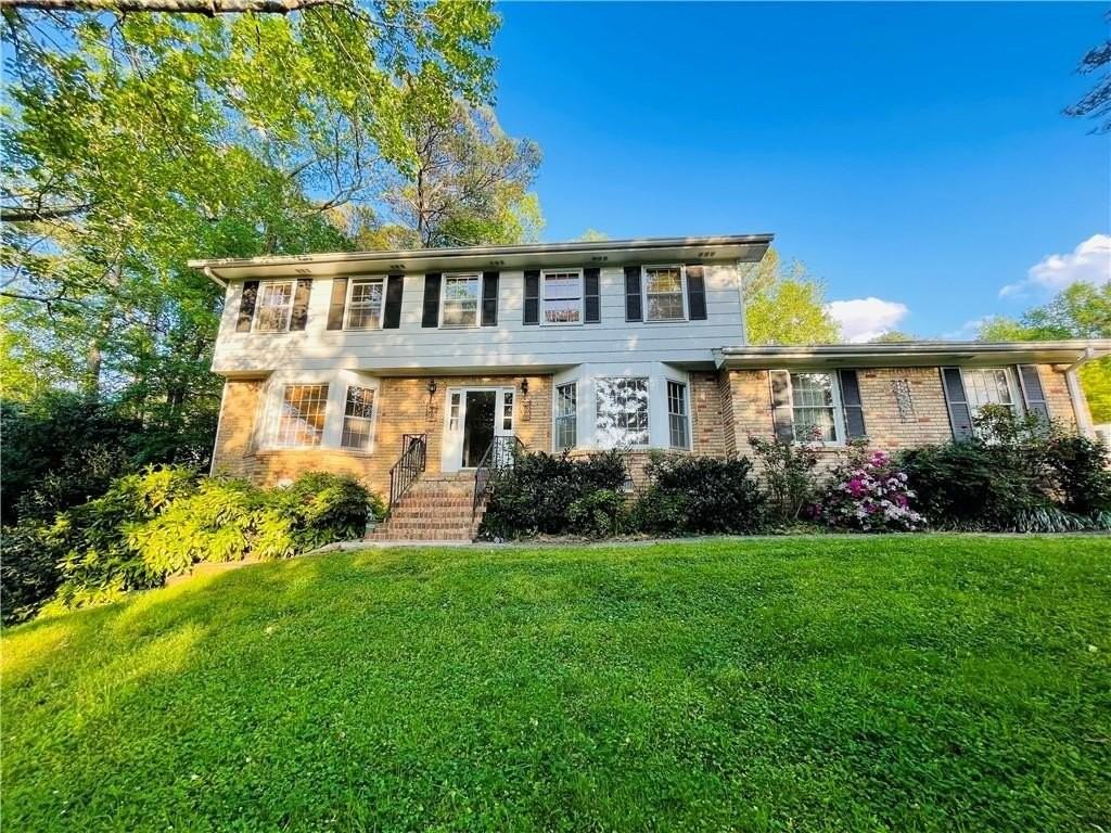 5291 Manhasset Cv - Photo 2 of 32
