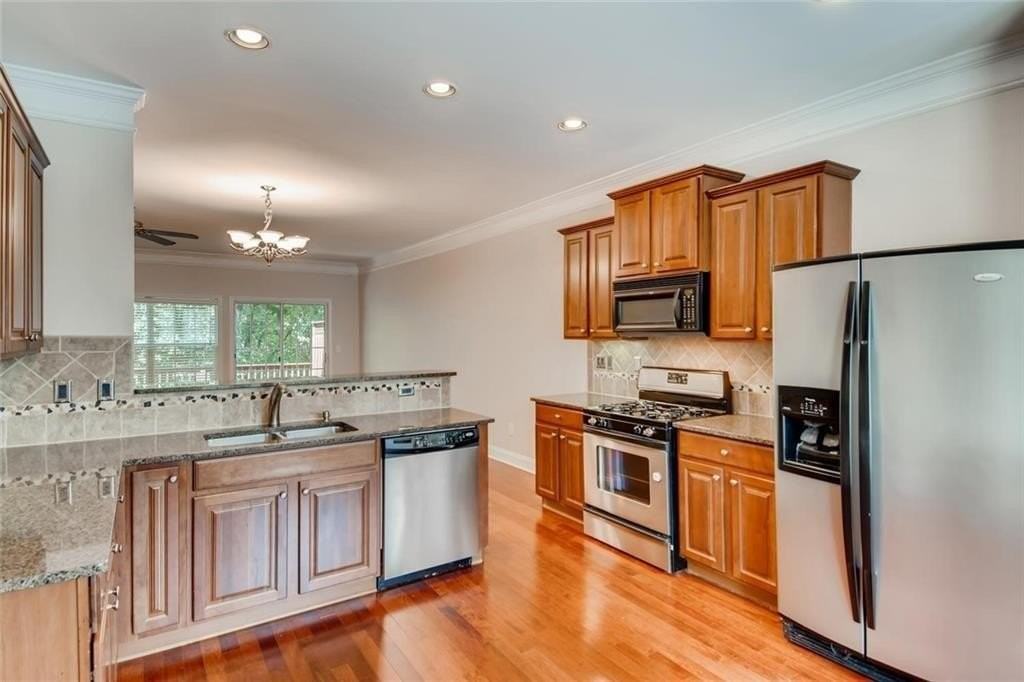 5288 Wellsley Bnd - Photo 2 of 11