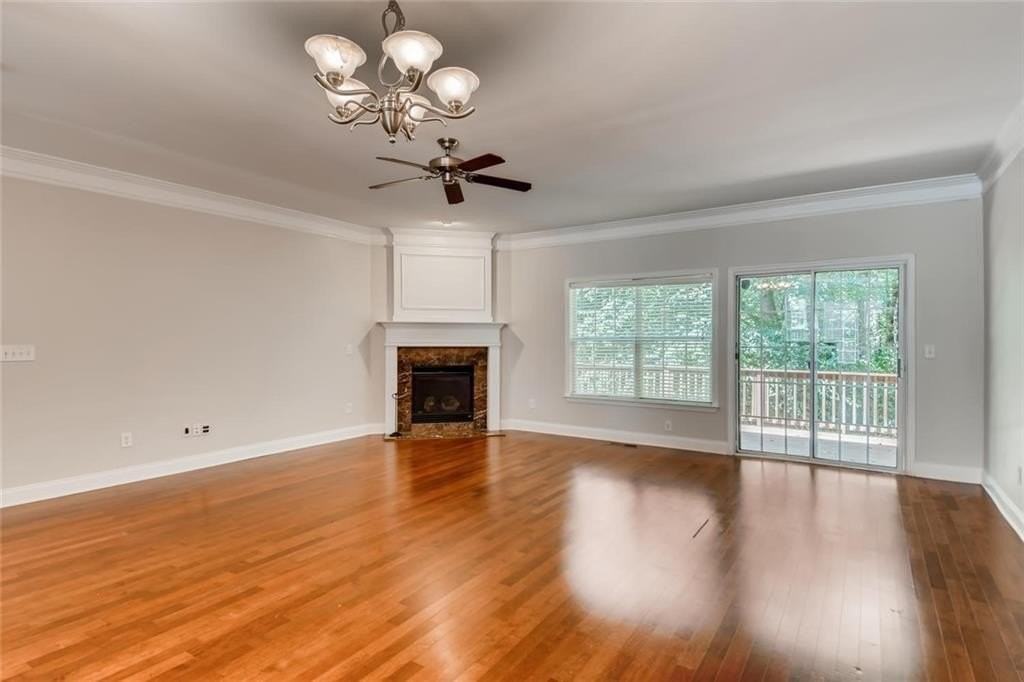 5288 Wellsley Bnd - Photo 5 of 11