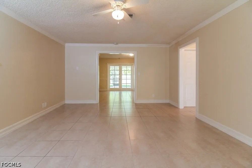 Sw 65th Way - Photo 4 of 13