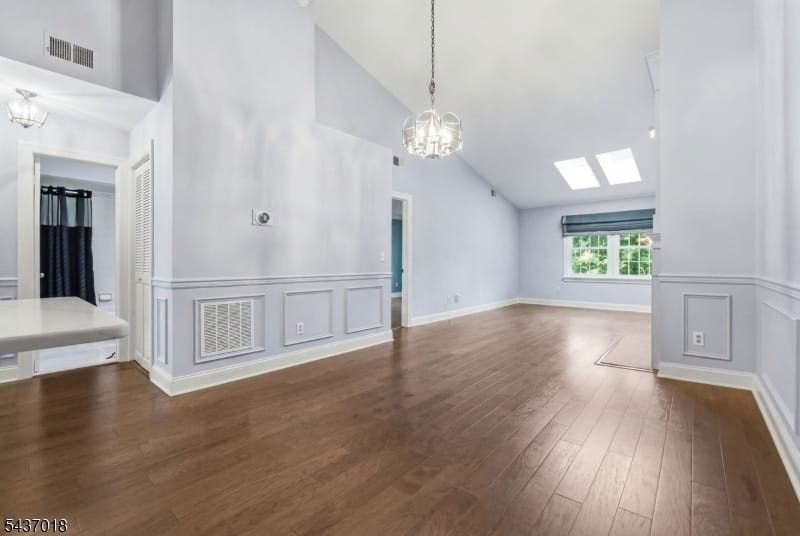 130 Smithfield Ct - Photo 7 of 26