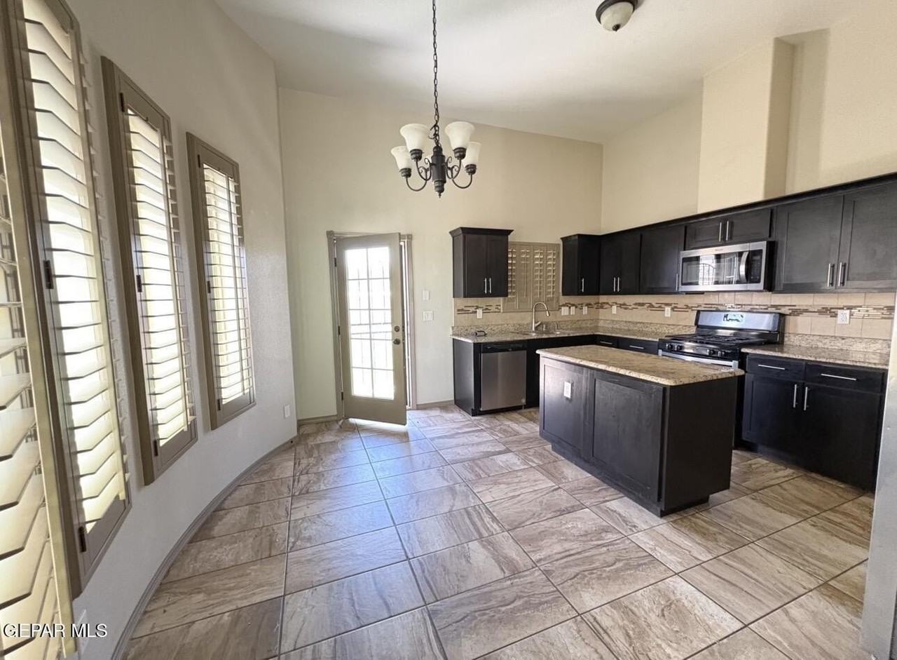 14372 Angel D Garcia Ct - Photo 6 of 12