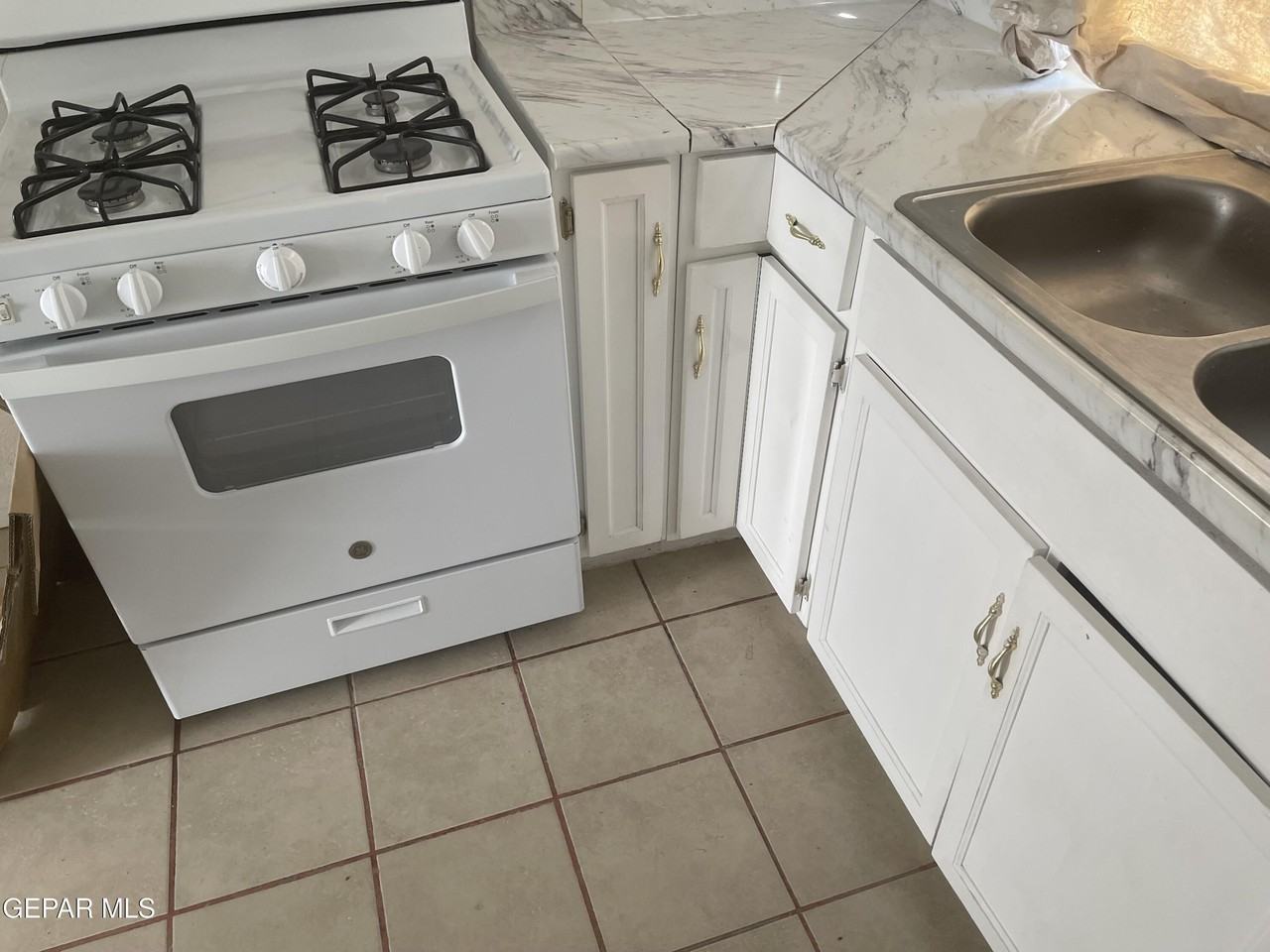 1026 Myrtle Ave #6 - Photo 4 of 7