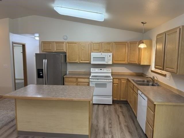 680 Canoro Rd - Photo 7 of 8