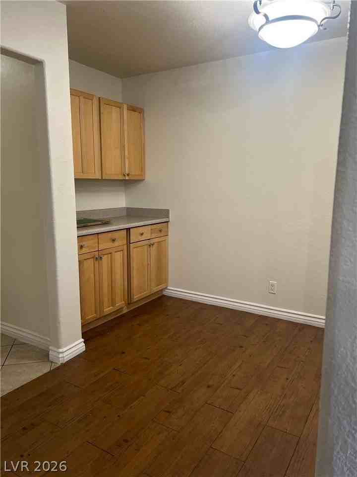 2568 Paradise Village Way - Photo 6 of 24