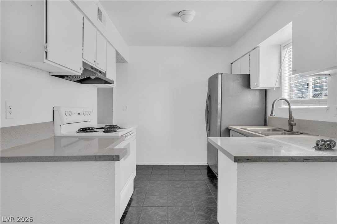 25 Gold Bar Ct #B - Photo 4 of 11