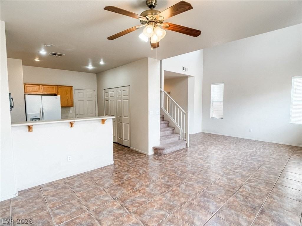 228 Positive Point St - Photo 4 of 27