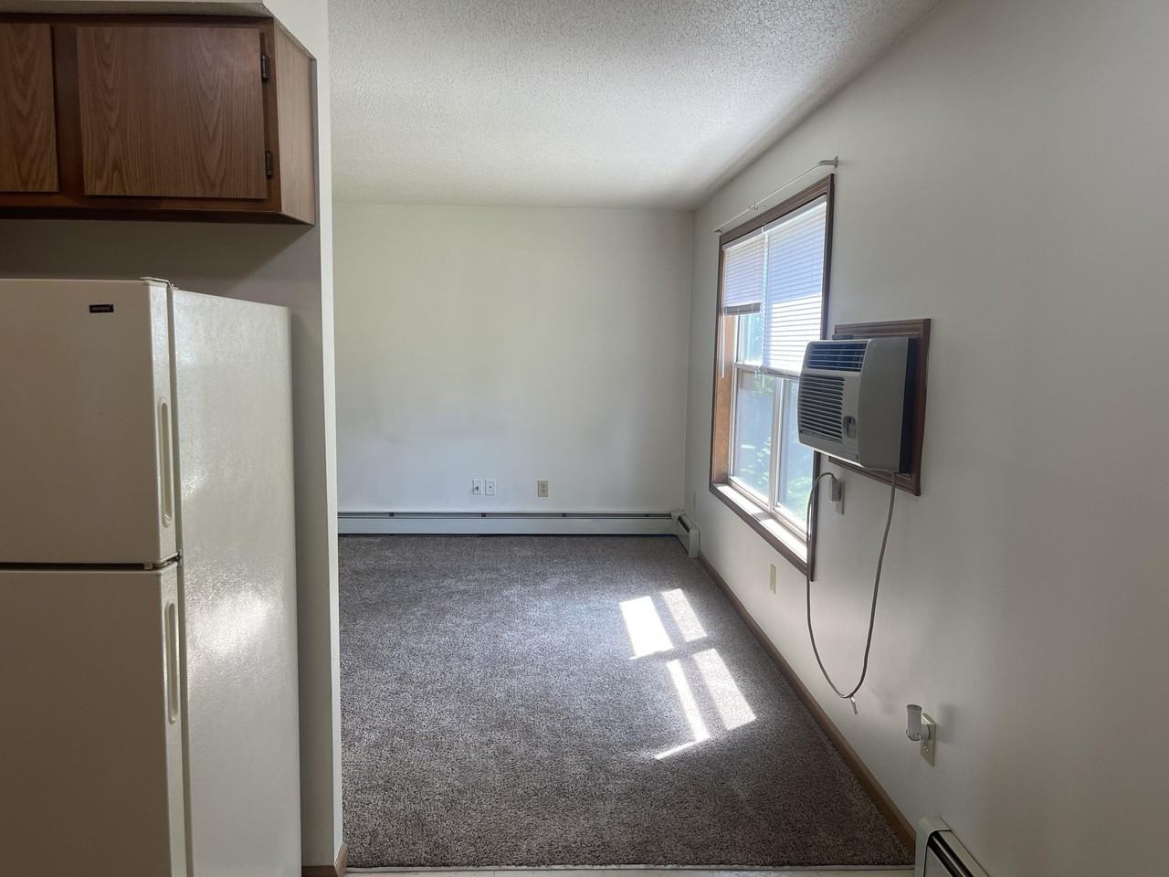 284 School St #6 - Photo 4 of 15