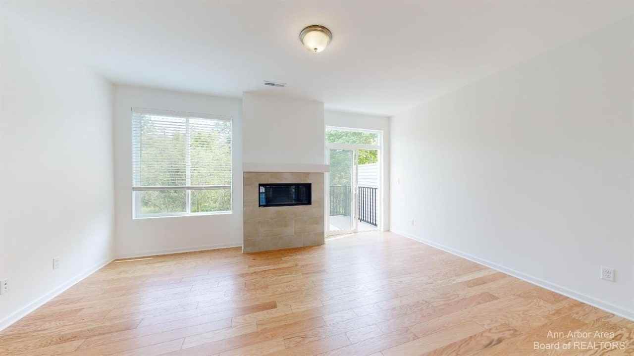 2741 Bristol Ridge Dr - Photo 6 of 32