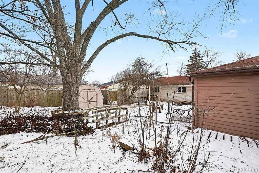672 Linda Vista Dr - Photo 6 of 6