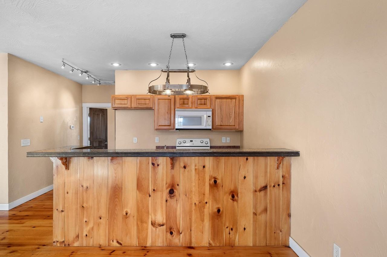 1548 S Tuscany Ct - Photo 7 of 16
