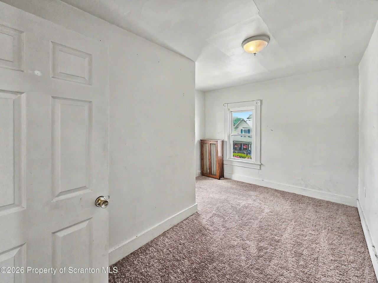 1315 Farr St #2ndFL - Photo 6 of 10