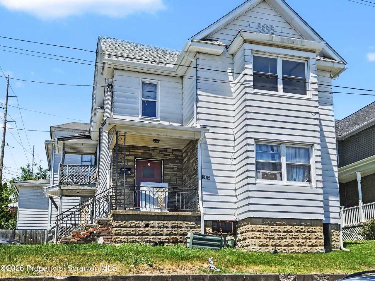1403 N Sumner Ave #2ndFL