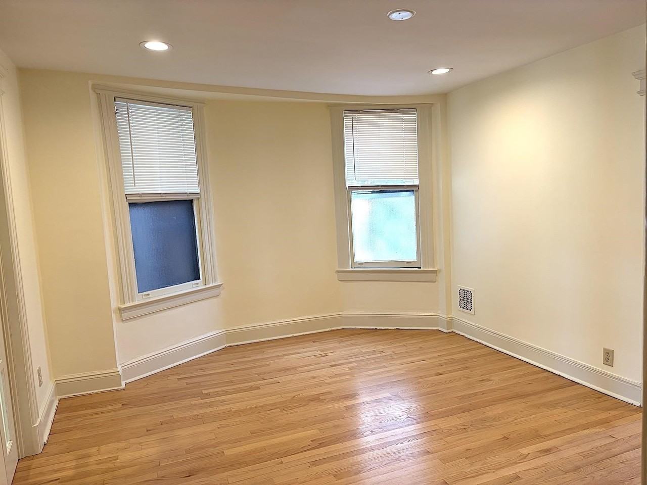 314 Webster Ave #2 - Photo 7 of 16