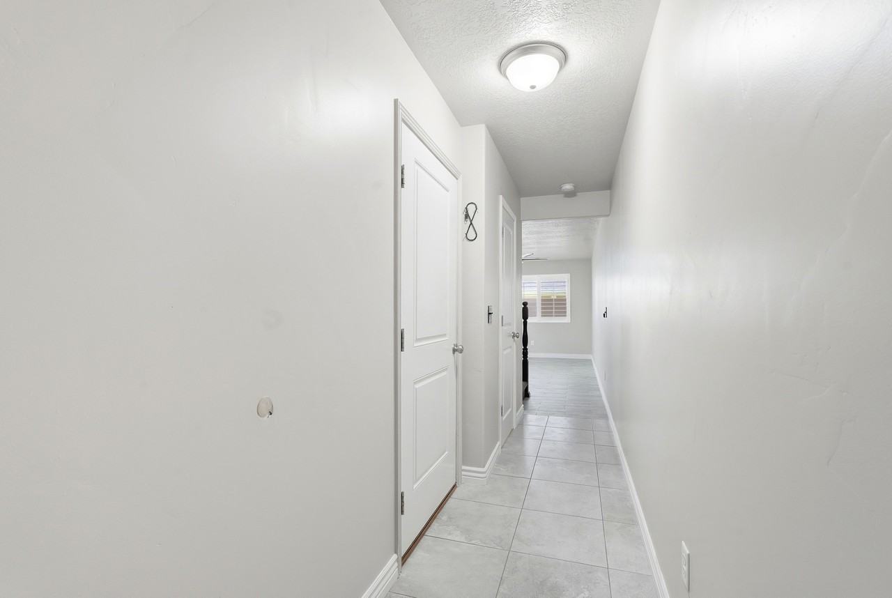 1843 W 775 N #1 - Photo 2 of 33