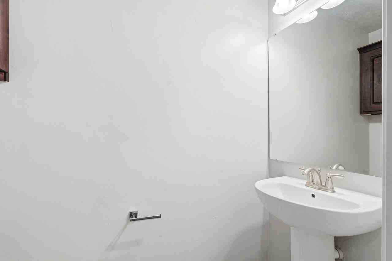 1843 W 775 N #1 - Photo 6 of 33
