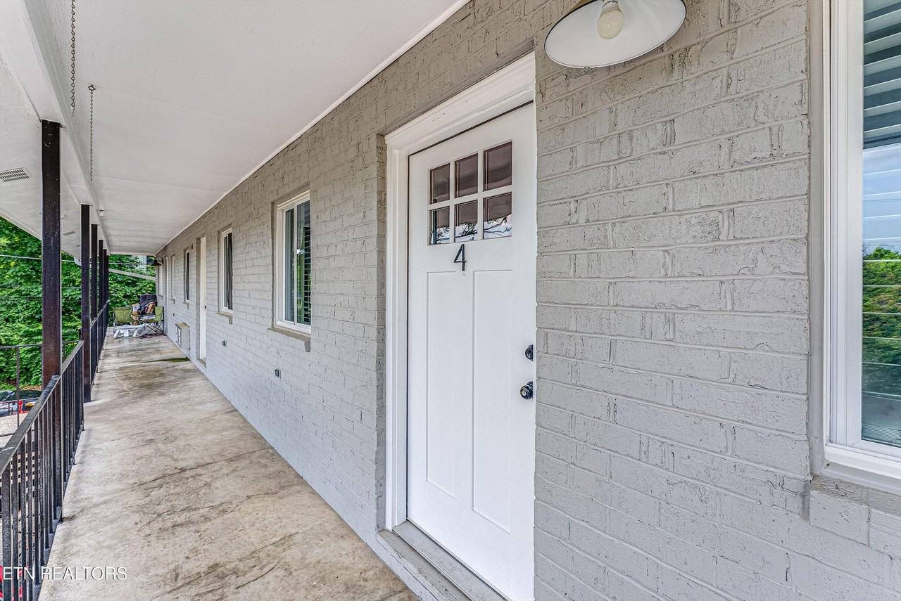 3407 Garden Dr #4 - Photo 2 of 25