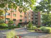4800 Chevy Chase Dr - Photo 1 of 1