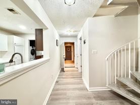 10019 Vanderbilt Cir - Photo 1 of 1