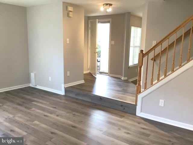 16202 Ellipse Ter - Photo 2 of 22