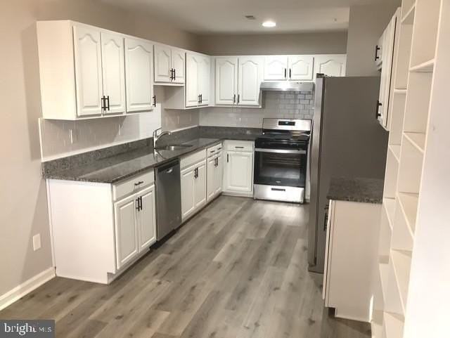 16202 Ellipse Ter - Photo 3 of 22