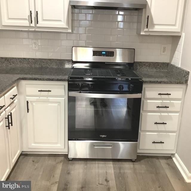 16202 Ellipse Ter - Photo 4 of 22