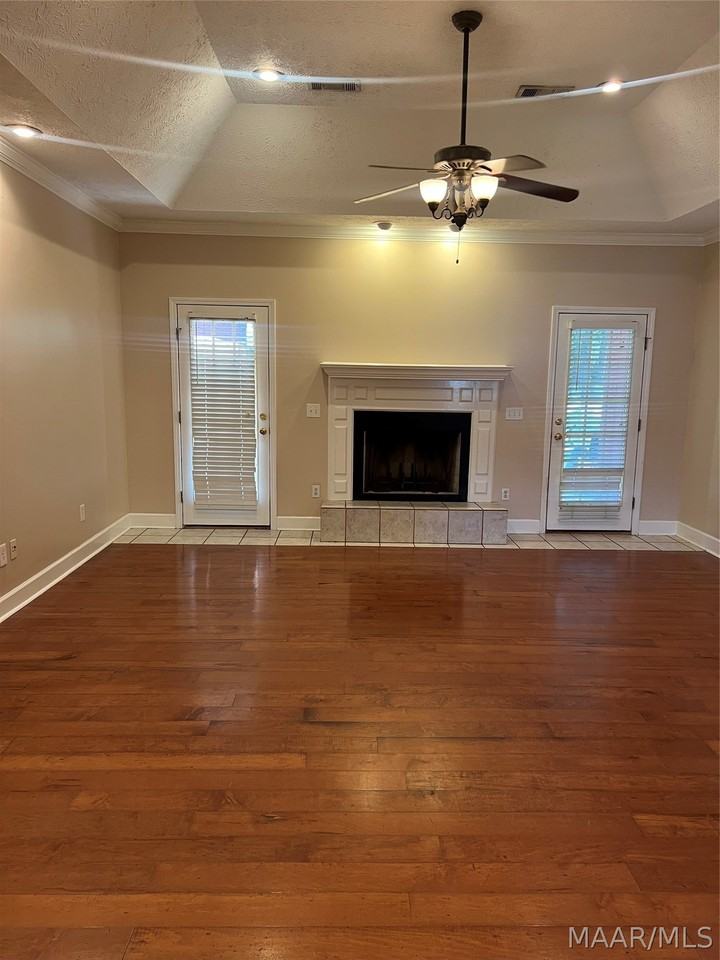 140 Grand Ridge Ln - Photo 2 of 6