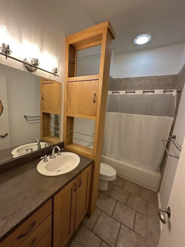 413 S Main St #205 - Photo 7 of 13