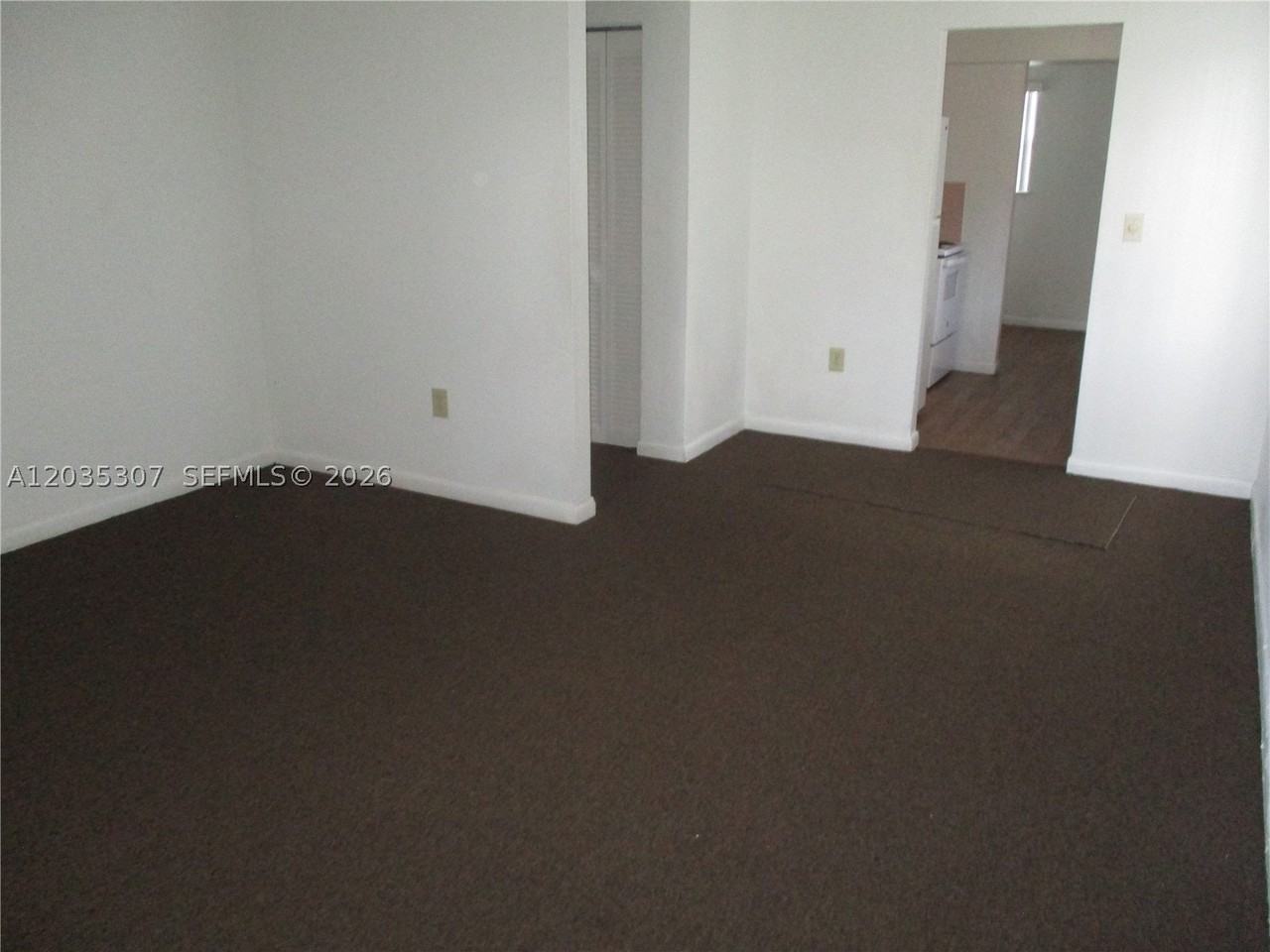 10622 Sw 174th Ter #10622 - Photo 3 of 11