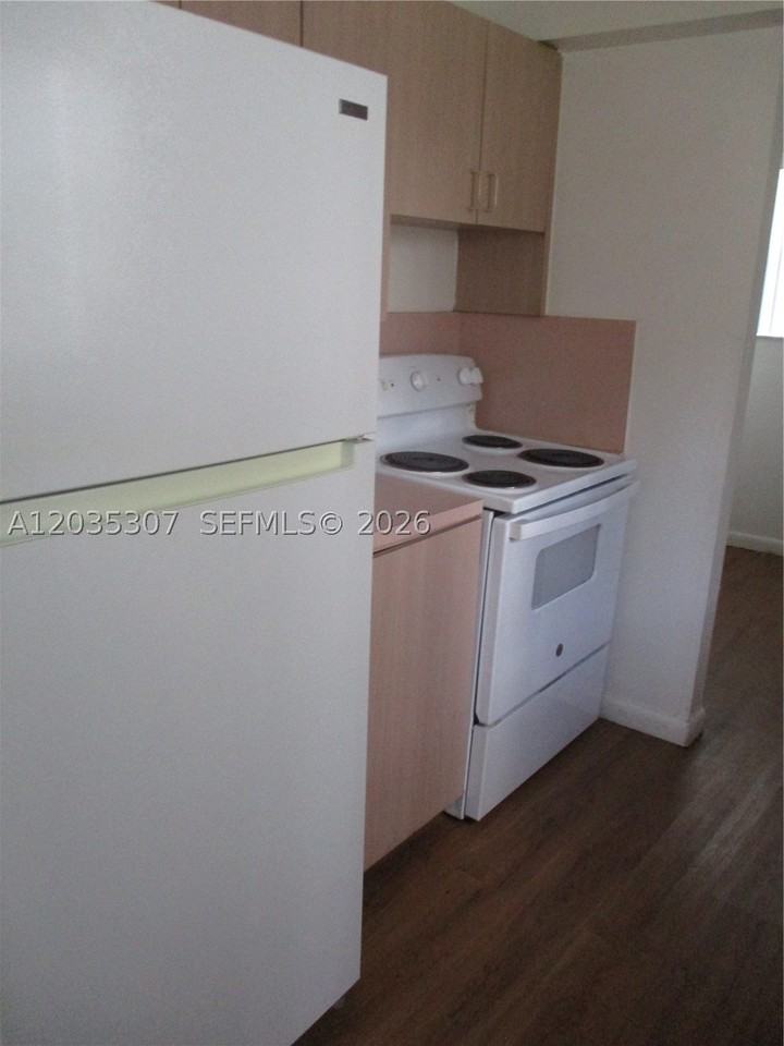 10622 Sw 174th Ter #10622 - Photo 4 of 11