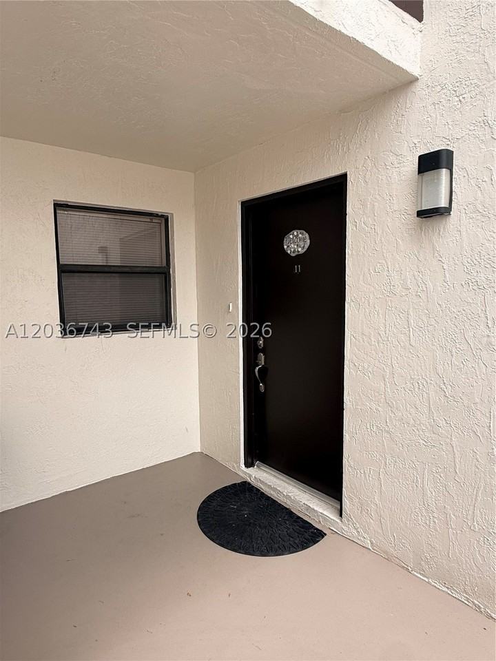 10875 Nw 7th St #11-36 - Photo 3 of 25