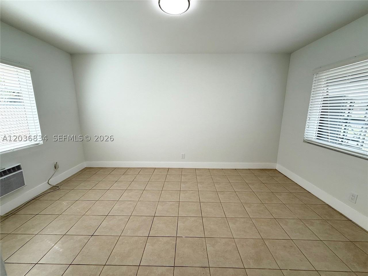 2215 Madison St #5 - Photo 5 of 17