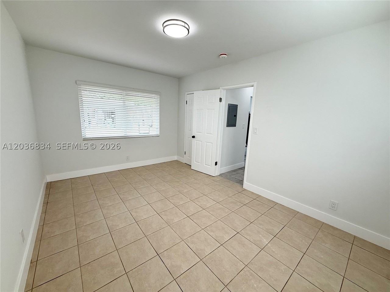 2215 Madison St #5 - Photo 7 of 17