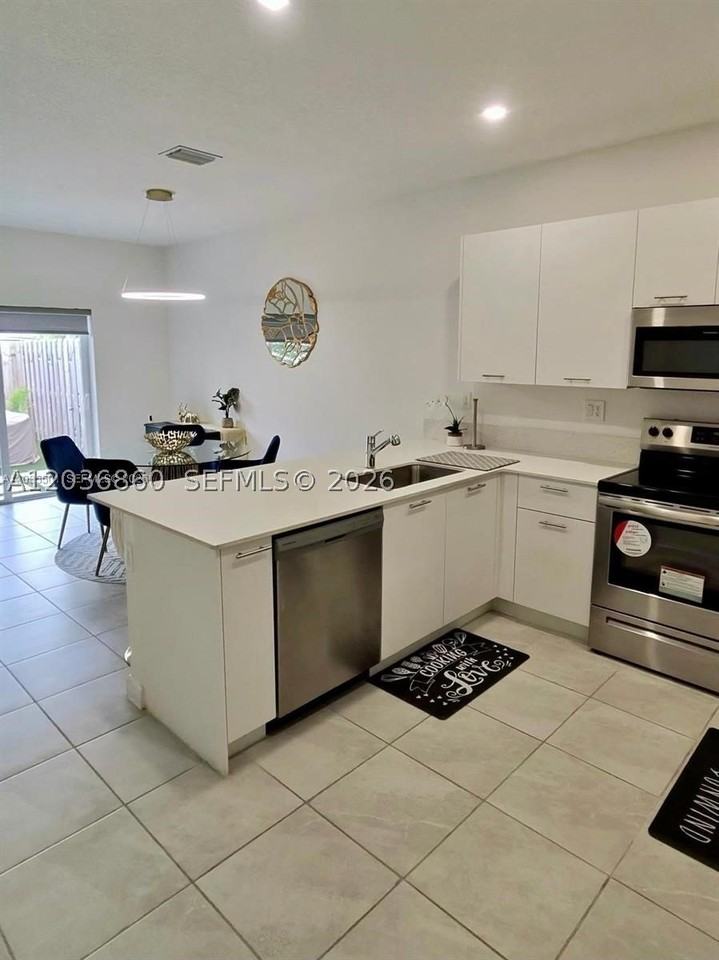 12779 Nw 24th Ave #0 - Photo 5 of 21