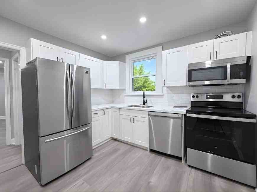 20 West 4th St Unit 1 - Photo 2 of 10