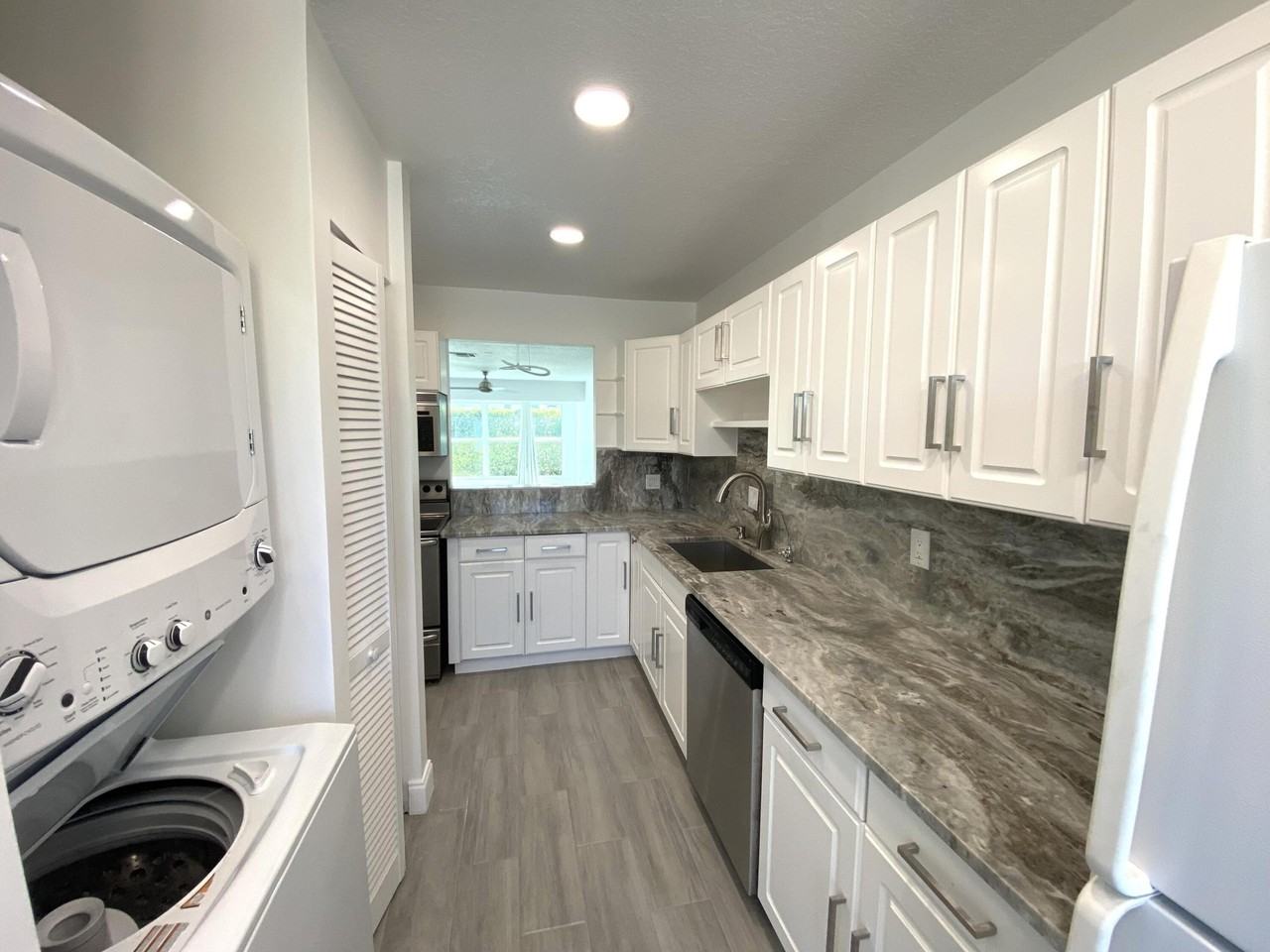 2450 Black Olive Blvd #A - Photo 5 of 27